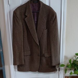 Classic Camel Hair Blend Brown Tweed Sport Coat with Notched Lapels
